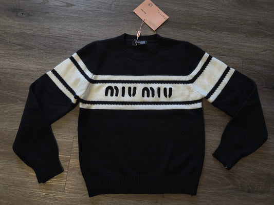 MM blk Sweater